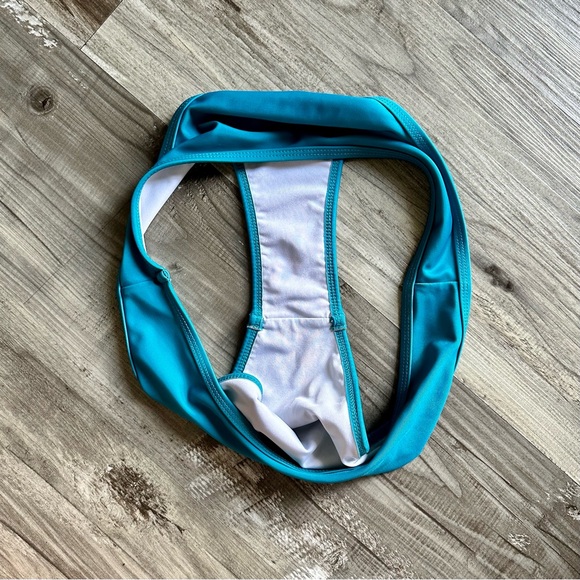 Cupshe Teal Cut Out Bralette Bikini - Picture 6 of 6